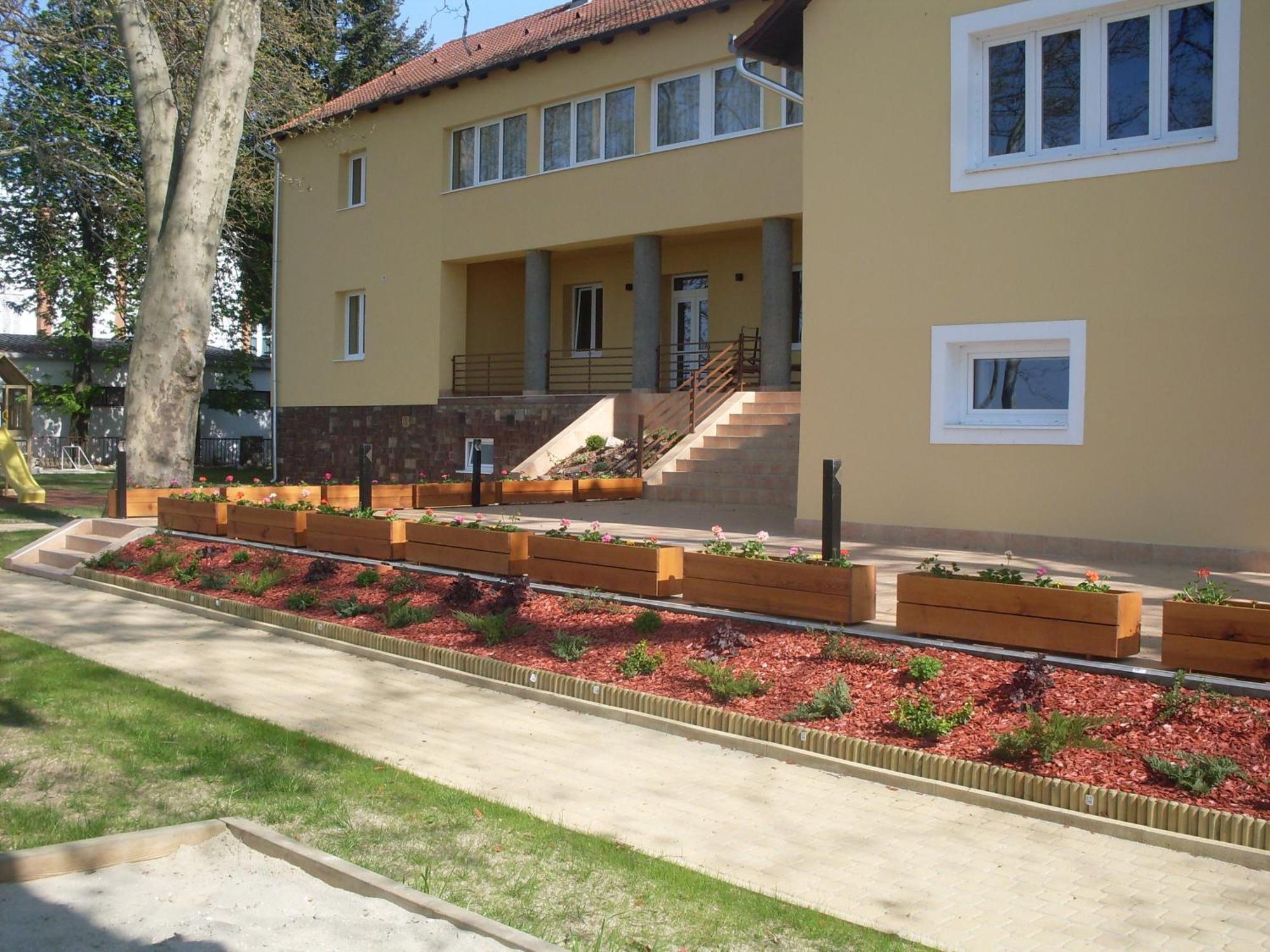Bf Hotel Balatonföldvár Zewnętrze zdjęcie