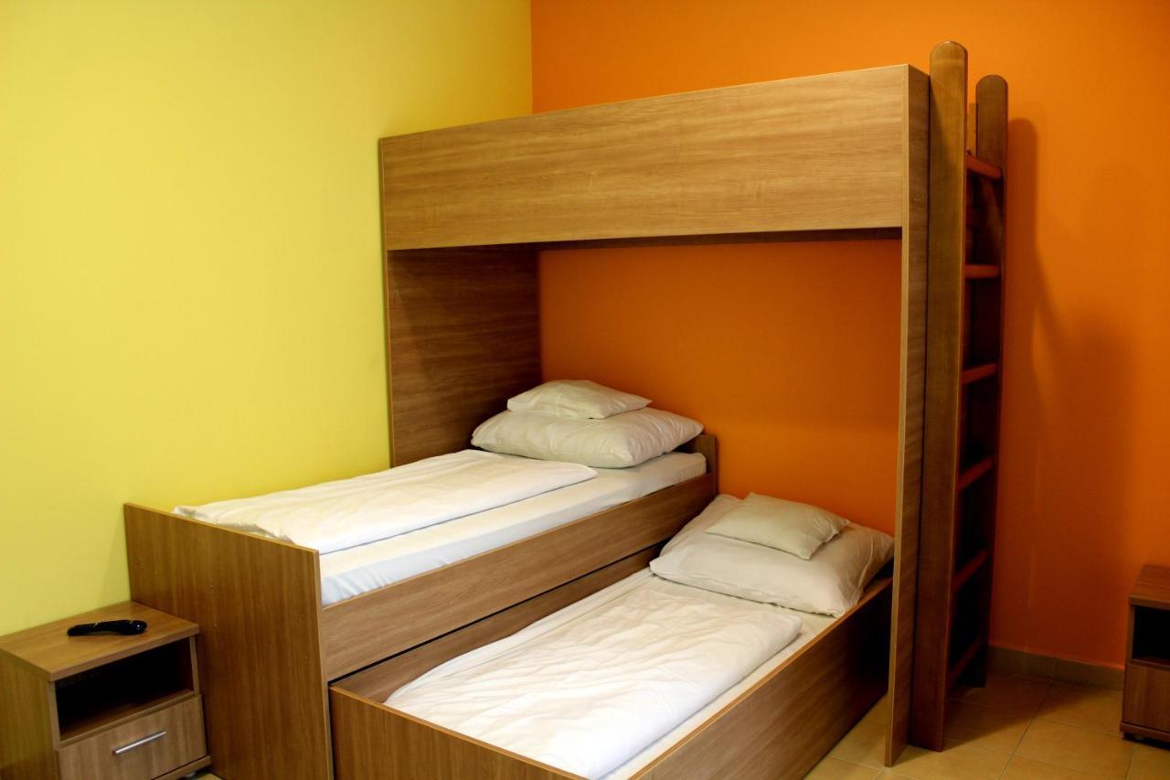 Bf Hotel Balatonföldvár Zewnętrze zdjęcie
