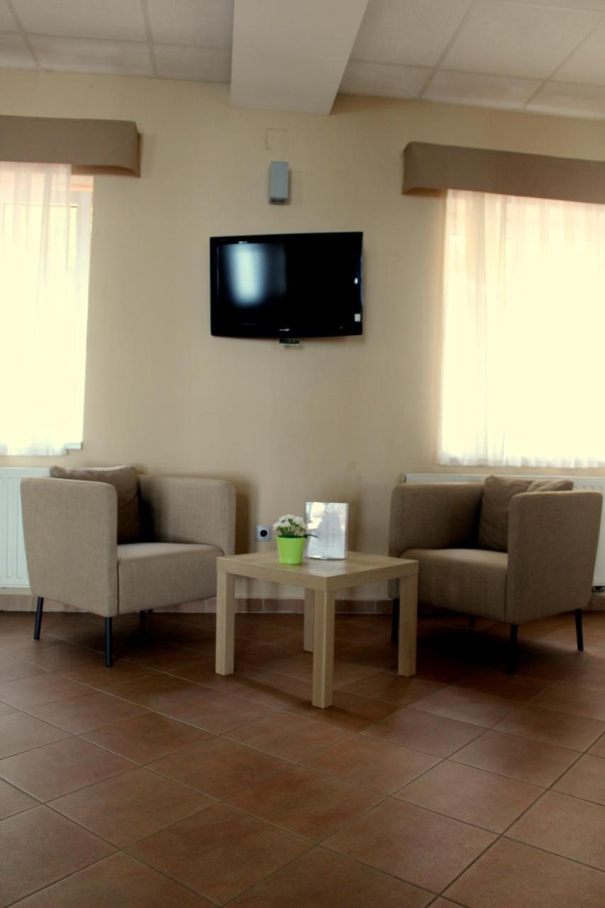 Bf Hotel Balatonföldvár Zewnętrze zdjęcie